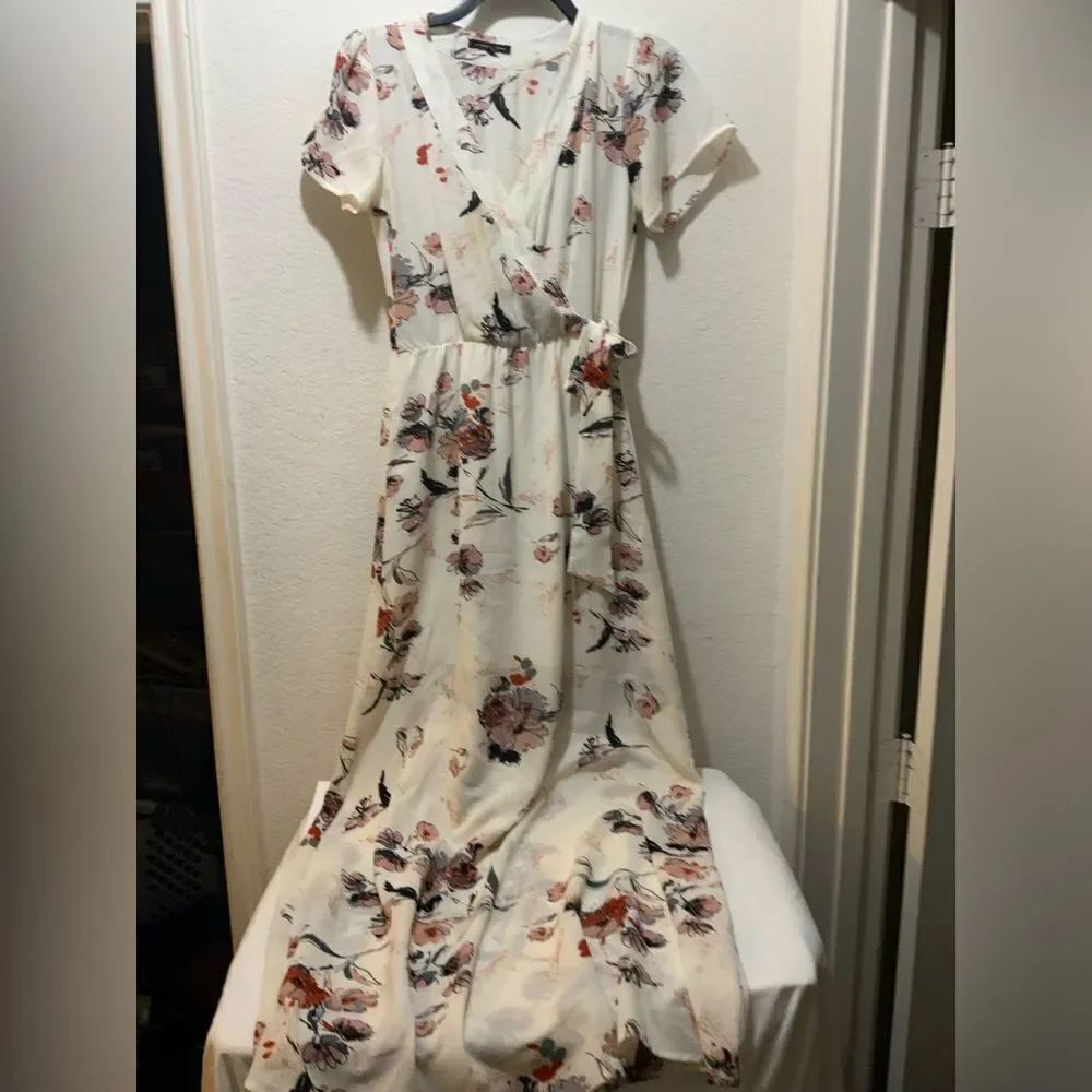 Staccato White Floral Maxi dress multicolor size Small